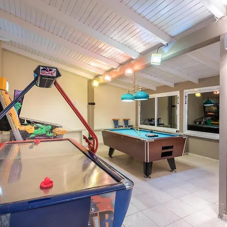 Dennys Hotel 3*