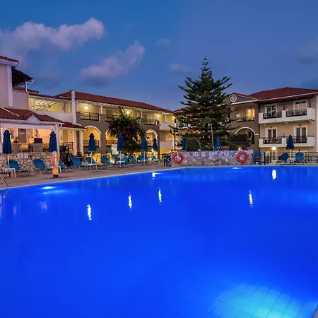 Dennys Hotel 3*