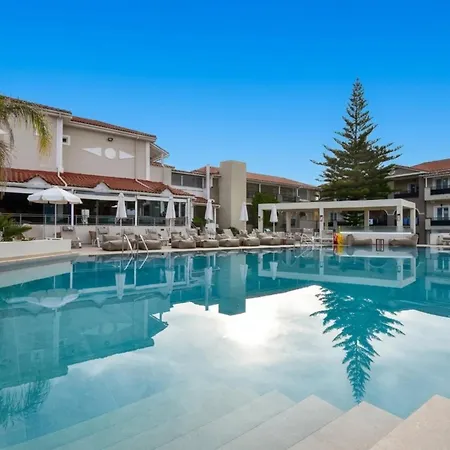 Hotel Dennys Kalamákion