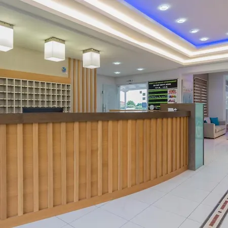 Hotel Denny's 3*