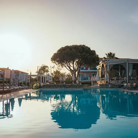 Hotel Denny's 3*