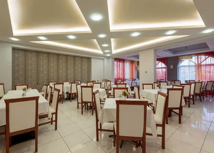 Отель Dennys