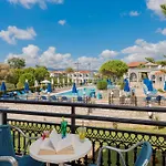 Hotel Dennys Kalamákion