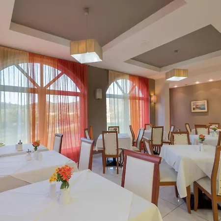 Dennys 3* Kalamákion