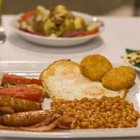 Dennys 酒店 Kalamákion