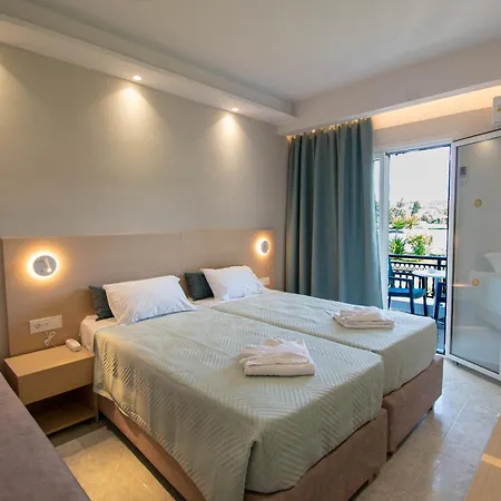 Denny's Hotel 3*