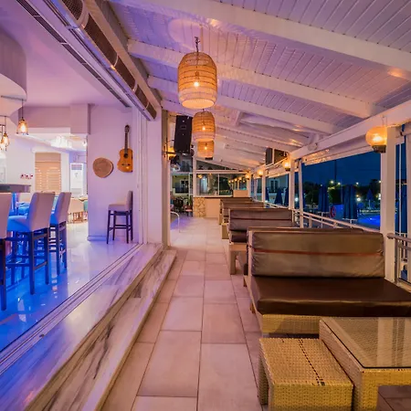 Hotell Dennys Kalamákion
