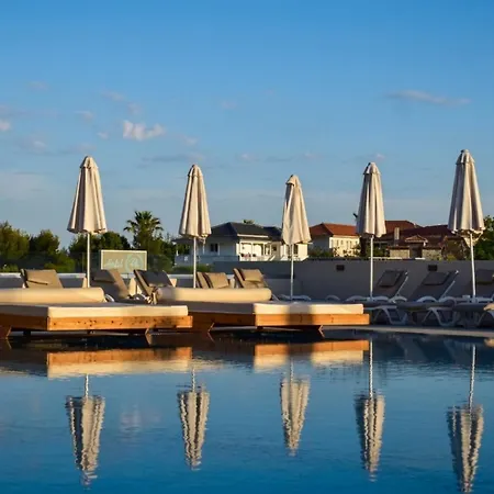 Dennys Hotell Kalamákion